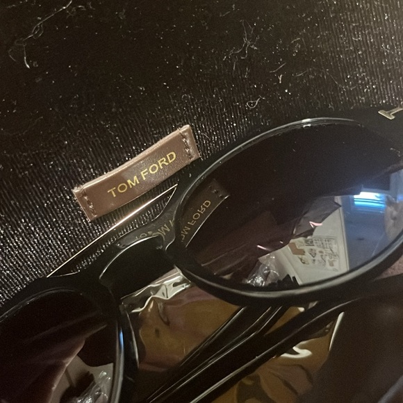 NEW Tom Ford STAN FT 0696 Black/Smoke/gold (01A) Sunglasses - Picture 9 of 9